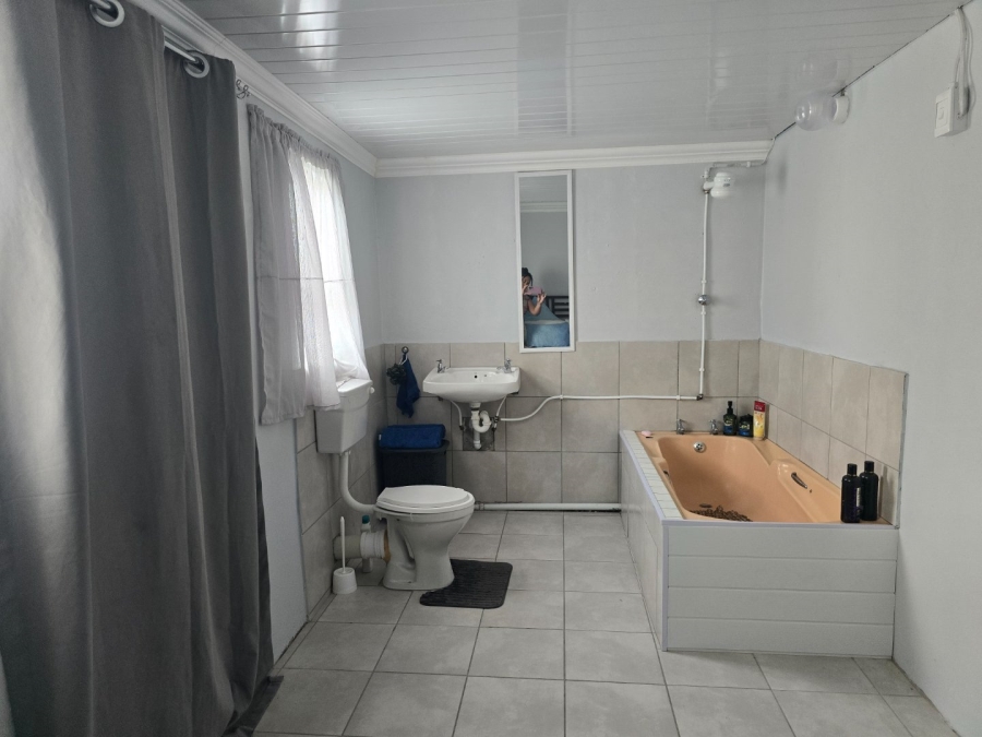 3 Bedroom Property for Sale in Eastridge Western Cape